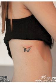 Motivo del tatuaggio con aeroplano di carta rinfrescante dipinto 69994 - Spine di inchiostro del motivo del tatuaggio rosa