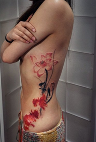I-Red Ink Lotus Tattoo iphethini