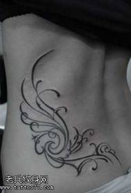 modello tatuaggio vita fiore vite