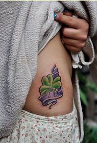 kleine frische Persönlichkeit Seite Taille Mode gut aussehende vierblättrige Kleeband Bild 70374 - sexy weibliche Seite Taille Mode gut aussehende Farbe Lotus Tattoo Bild