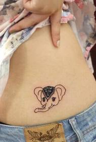 tatuaggio di elefante carino in vita di bellezza