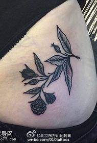 patrón de tatuaje de cintura de la vid