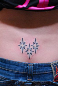 ženska leđa struka zvijezda totem tetovaža