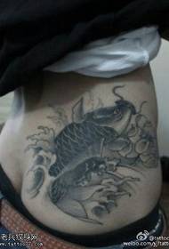 patrón clásico de tatuaxe en spray de koi