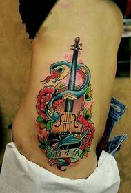 Taille Kobra a Guitar Tattoo Muster