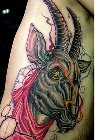 cintura lateral moda bonito tatuaxe antílope cor foto