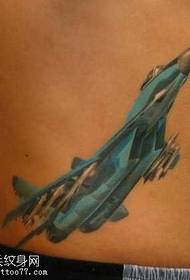 Wzór tatuażu samolotu myśliwca w talii