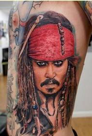 un model personalizat de tatuaj pirat personalizat talie laterală recomandat