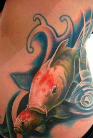imagen de patrón de tatuaje de pescado hermoso de cintura lateral de moda personal