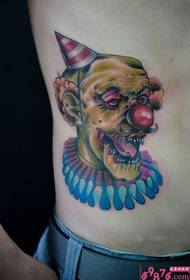 imwe nzira yeEuropean neAmerican style clown chiuno tattoo pikicha