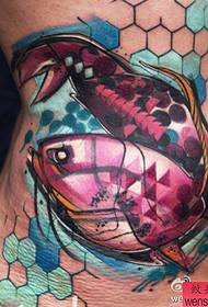la barra dello spettacolo del tatuaggio ha raccomandato un modello di tatuaggio di pesce in vita