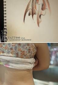 Mustemaalaus Kiinalainen tyyli Pikku kultakala tatuointikuvio
