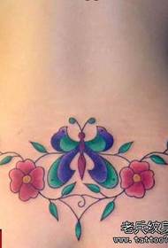 modello di tatuaggio di vite di fiori di una donna in vita