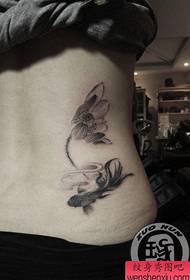 Beauty Taille beliebte Tinte Lotus und Tintenfisch Tattoo-Muster