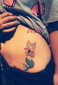 lik mačka sirena bočni struk slika tetovaža