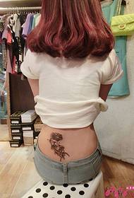 foto de tatuaje de serea de cintura pequeña sexy