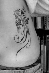 skönhet midja vacker och vacker Phoenix totem tatuering bild