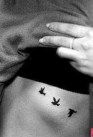 纹身秀图吧推荐一幅侧腰鸽子纹身图案