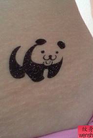 kecantikan pinggang lucu totem panda pola tato
