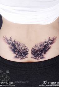 modello di tatuaggio ala femminile in vita
