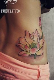 Frau Taille Farbe Lotus Tattoo Bild von Tattoo geteilt