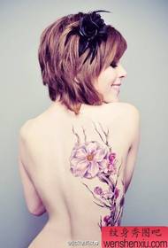 modello del tatuaggio del fiore di colore della vita della donna