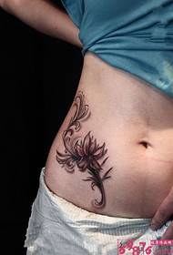 seksualus juosmuo kerintis gėlių totemo tatuiruotės paveikslėlis