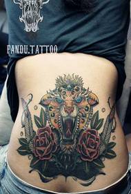 Жіноча талія леопардова троянда татуювання тату працює