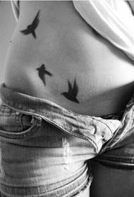 famkes taille prachtige prachtige swalke tatoeaazjefoto