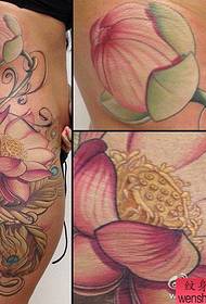 Image de spectacle de tatouage recommandé pour le motif de tatouage lotus couleur femme