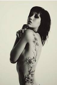 móda žena sexy pas slivka kvetina tetovanie obrázok ocenenie