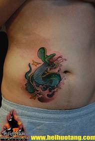 Tattoo 碧波 蟒蛇 吐 Wzór tatuażu litery