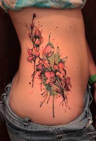 slika bočnog struka tinta cvijet tetovaža slika