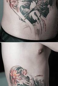 Imagen creativa del tatuaje de la cintura del corazón del guerrero de Lotus