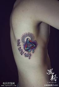 dath waist taobh oibríonn Dia litir súile tattoo