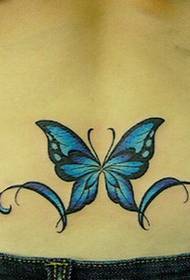 腰部後面的紋身蝴蝶結圖片