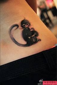 Tatuaggio di scimmia con inchiostro a vita