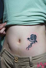 slika svježe ruže djevojke tetovaža