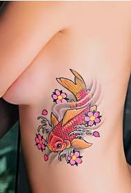 sexy weiblech Taille wonnerschéin ausgesinn Squid Tattoo Muster Bild