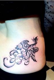 გოგონა წელის პოპულარული ლამაზი ტოტემი Phoenix tattoo სურათი