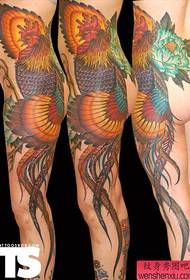 un lavoro creativo del tatuaggio Phoenix in vita