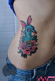Kelinci kembang mawar gambar tato seksi