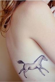 wêneya tattooê ya pony ya spehî ya dilşik