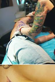film i mbështjellë rreth syrit të modelit të tatuazheve të syrit
