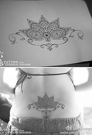 tiara tasta u obliku tetovaže uzorak tetovaža