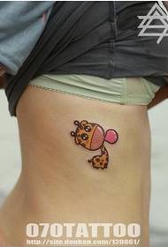 sexy beauty side waist a cute giraffe tattoo picture picture