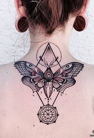 tjej tillbaka geometri fjäril tatuering tatuering mönster