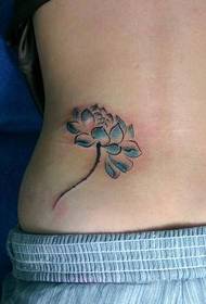 talia dziewczyny w stylu tatuażu wzór lotosu