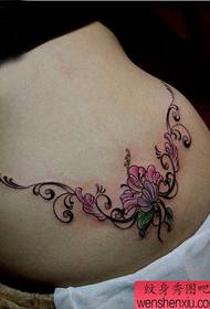 kaunis vyötärö kaunis kukka Vine tatuointi malli