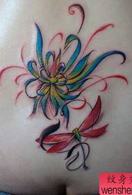 disegno del tatuaggio in vita: disegno del tatuaggio libellula loto color vita